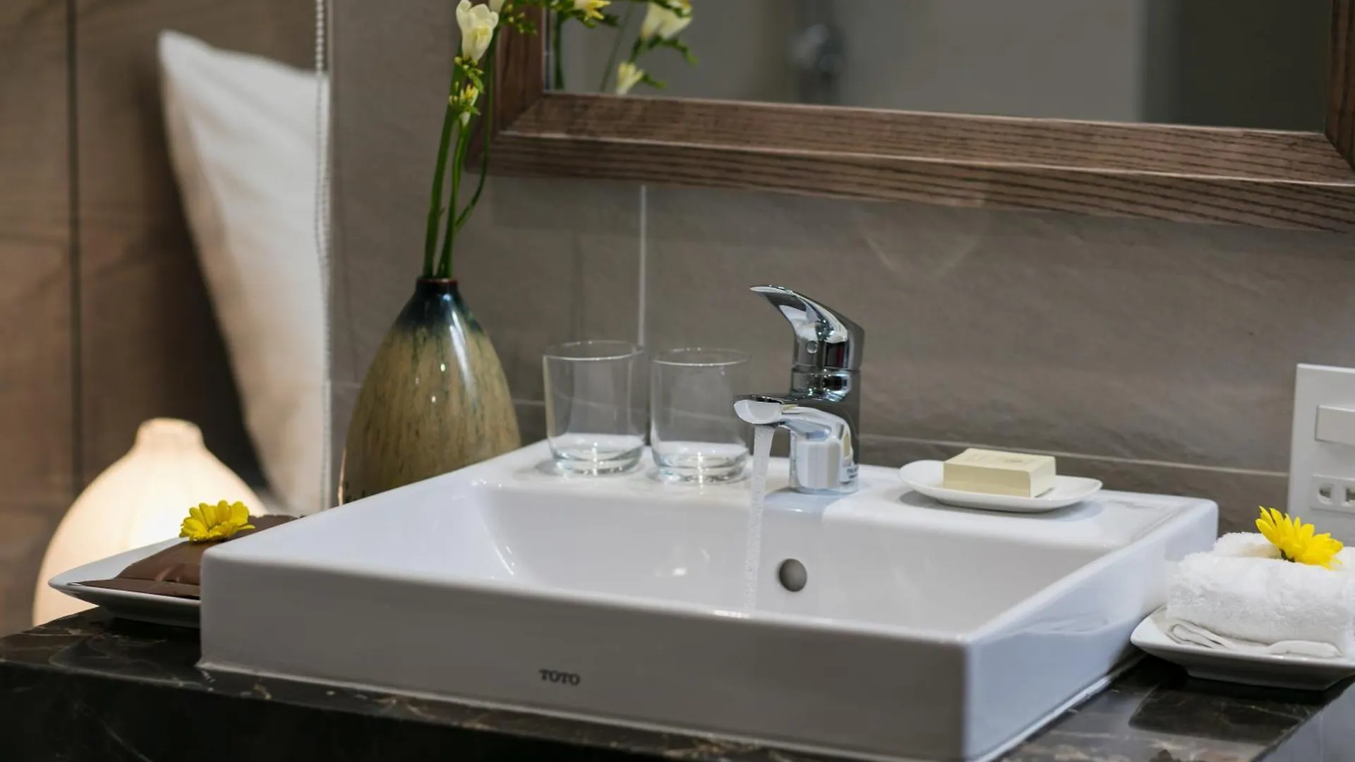 Bloom In Saigon - The Residence Ho Chi Minh City Vietnam