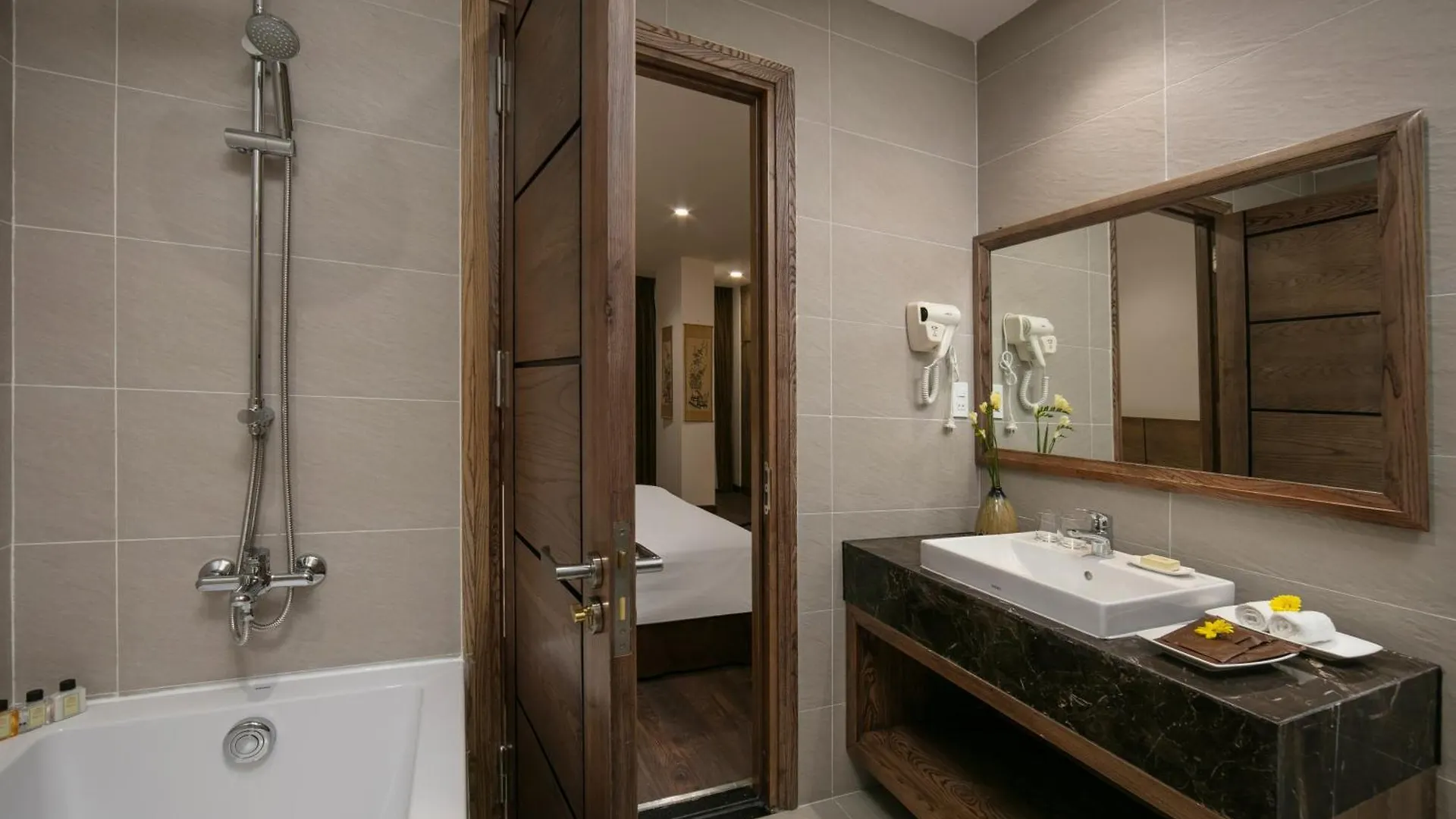 Bloom In Saigon - The Residence Ho Chi Minh City