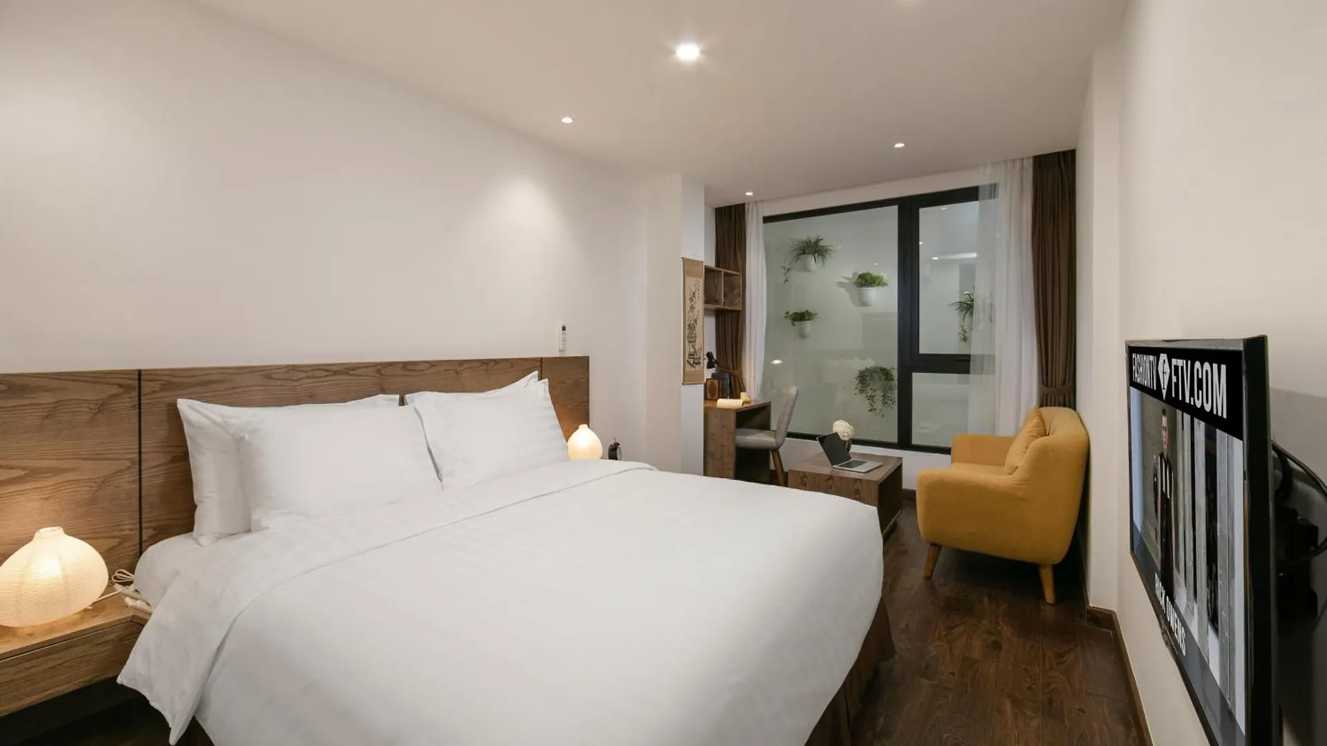 Bloom In Saigon - The Residence Ho Chi Minh City Hotel