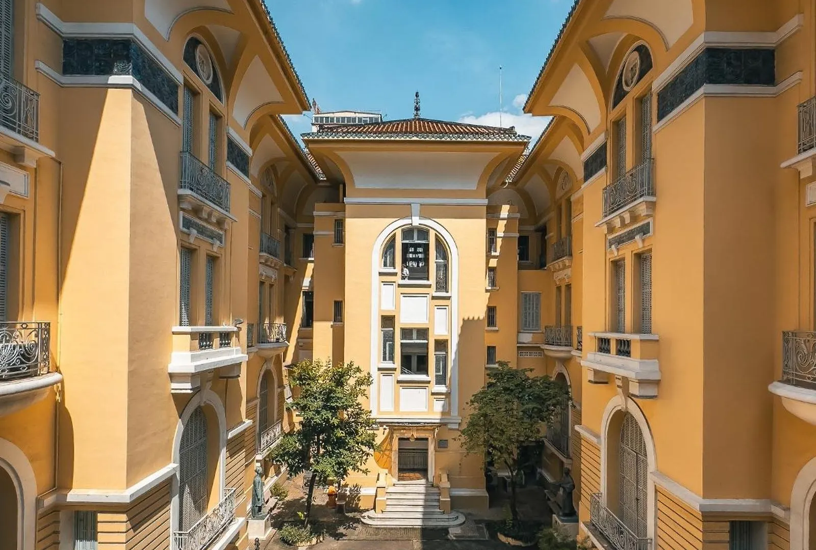 Hotel Bloom In Saigon - The Residence Ho Chi Minh City