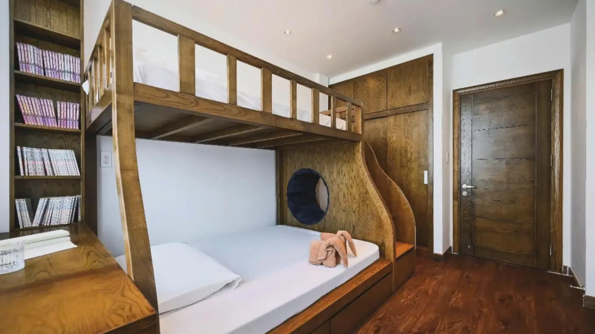 Bloom In Saigon - The Residence Ho Chi Minh City Vietnam